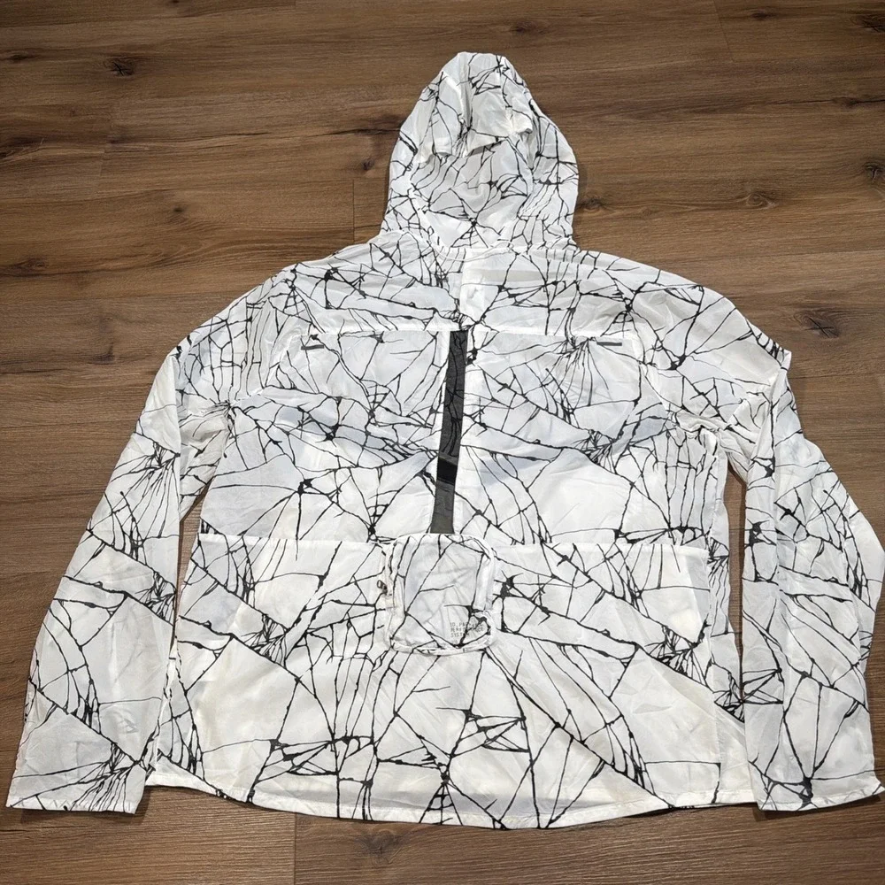 Nike Mens LARGE Run Division Pinnacle Running Jacket DA1286-100 White Black Mesh